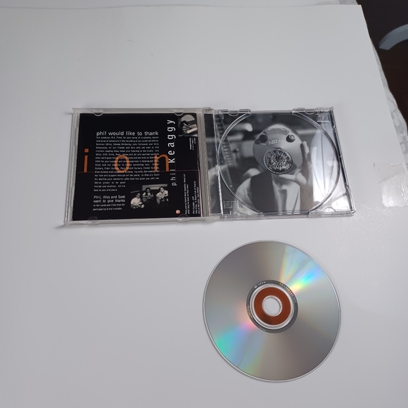 Phil Keaggy, Wes King, Scott Dente CD Invention  -Throwbacks *MINOR WEAR - Picture 6 of 9